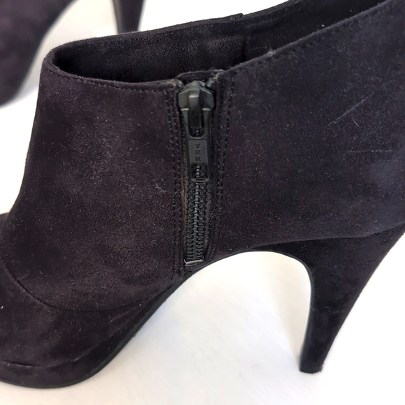 H&M Booty Heels - Picture 5 of 5